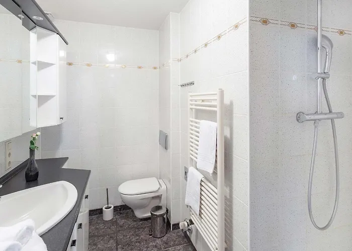 Granitz, Ostseebad Sellin, Insel Ruegen, Ostseebrise * Sellin (Rugen)